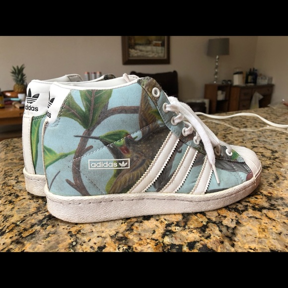 Adidas - Picture 3 of 8